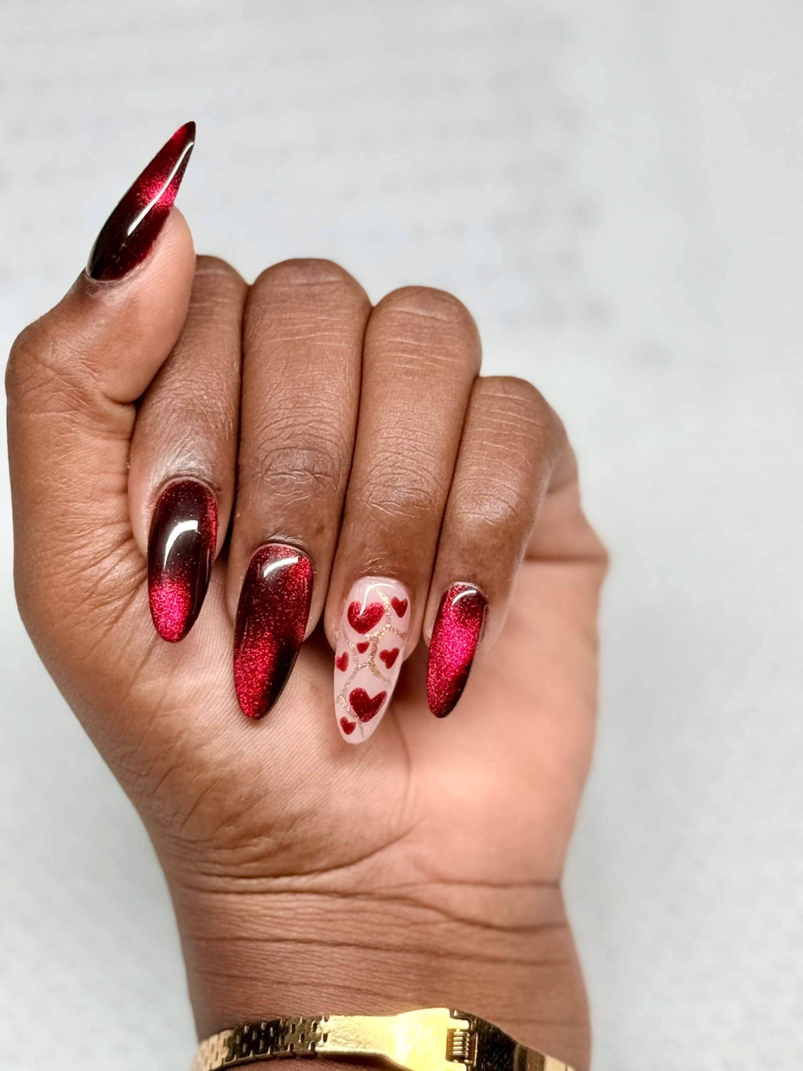 Gold detail nails by Gilded Nail Studio